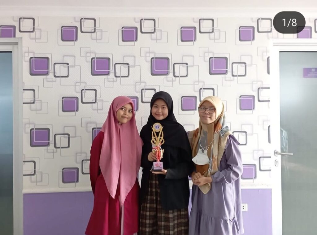Mahasiswa PTI Universitas Aisyah Pringsewu Raih Juara III Lomba Desain Grafis Nasional